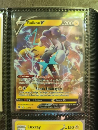Carte pokémon raikou - carte, v