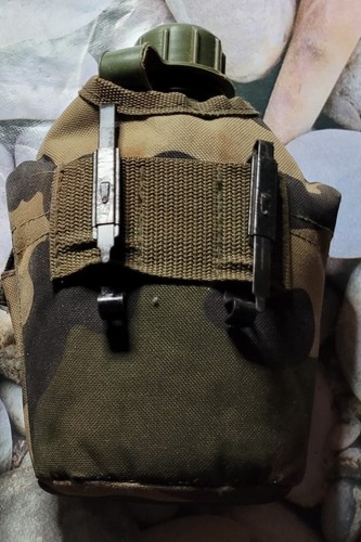 Gourde armée plastique - us,,