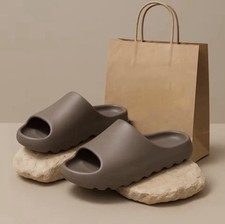 Claquettes Taille Eu41 Pour
