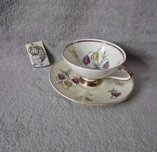 Tasse et sous tasse en porcelaine Winterling Marktleuthen Bavaria décor floral