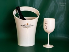 Seau à glace à champagne Moët et Chandon et verre assorti dessiné par Jean-Marc Gady