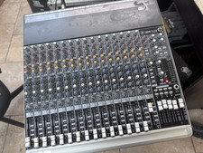 Mackie 1604 VLZ3 16 Channel 4