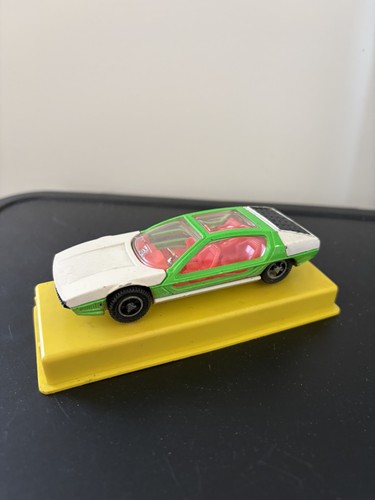 Dinky toys lamborghini - dinky,