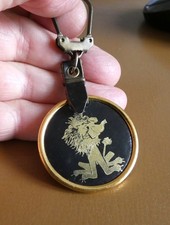 Ancien porte cle Total Automobile Garage Station Lion de Baches (Foire de Lyon)