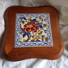 DESSOUS DE PLAT CARRE FAIENCE DE GIEN DIMENSIONS  25X25CM