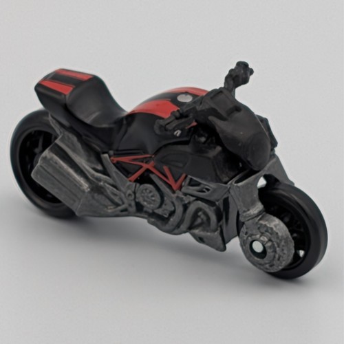 Hot wheels ducati diavel - hot,