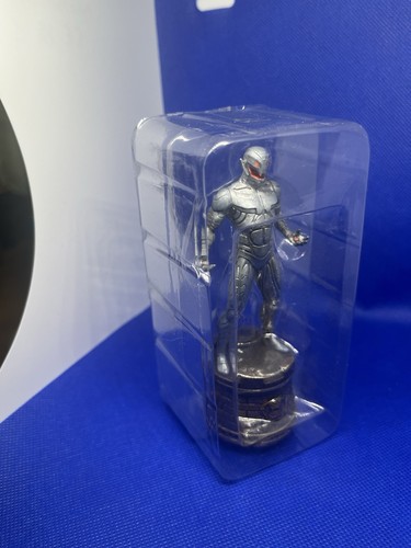 Figurine marvel ultron jeu - ultron, en