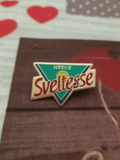 Pin's Pins Pin Enamel 11 Alimentation Nestlé Yaourt Logo  "SVELTESSE" 