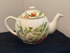 TRES JOLIE THEIERE EN FAIENCE DE GIEN DECOR CHERRY