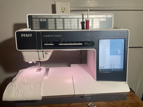 Pfaff creative vision 5 - pfaff,