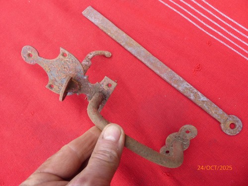 Loquet poucier fer forgé - loquet,