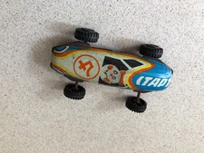 Voiture de course vintage jouet en tôle CTAPT LL.0-43