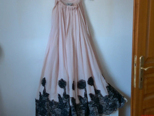 Magnifique robe aerienne - magnifique,