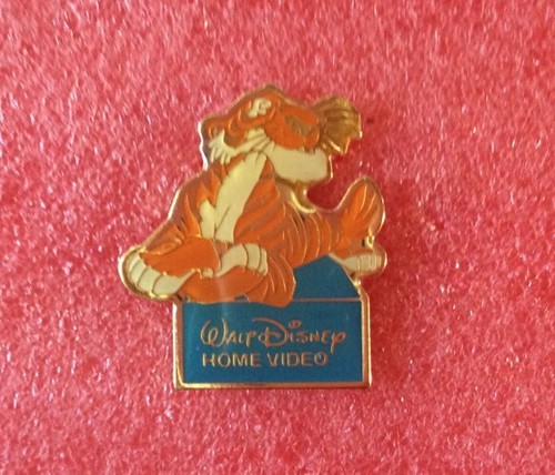 T07 pins walt disney home - walt,