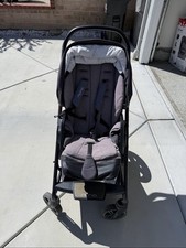 Nuna Gray Black Folding