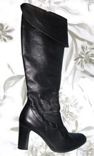 Bottes cuir noir à revers 39