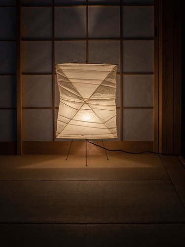 Isamu noguchi akari 26n stand - isamu,