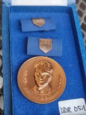 Médaille ddr rda artur becker - ddr,
