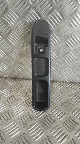 Commande bouton lève vitre
