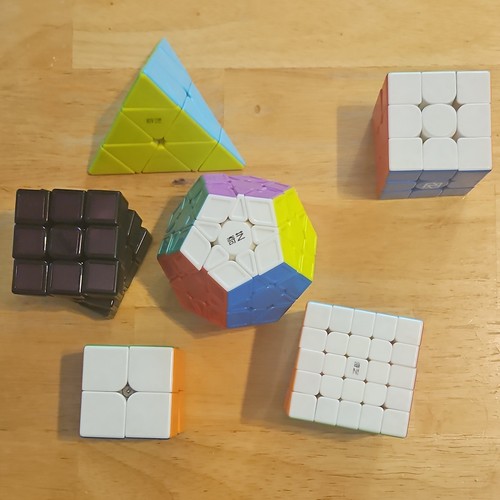 Mixed rubiks cube - rubiks, lot
