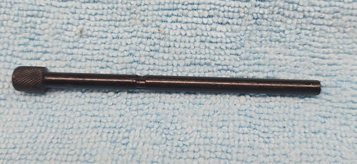 Ejector rod with - ejector,