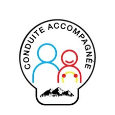 Conduite accompagnée fantaisie montagne conduite apprenti jeune conducteur voitu