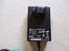 Adaptateur Secteur Chargeur 24V DC 840mA DELTA C7690-84201 (A18)