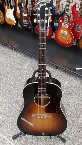 Guitare électrique acoustique