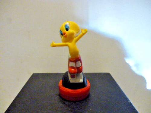 Figurine titi roller - titi, socle