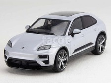 Porsche New Macan Turbo 2025 -