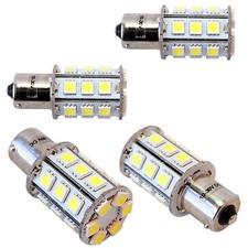 Quatre ampoules de rechange