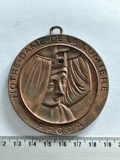 MEDAILLE NOTRE DAME DE LA LUMIERE FFCCA CHARENTON LE PONT Ref22965J