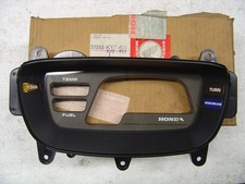 Boitier supérieur du tableau de bord de CH125 Spacy 88 idem 37212KV8731