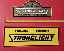 Lot de 2 autocollants/stickers