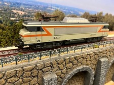 Locomotive BB 7251 lima état