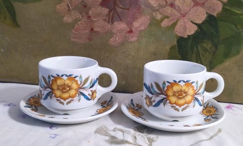 Tasses sous - 2, sous-tasses