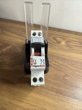 DISJONCTEUR  C 2 AMPERES COURBE C, 06012 LEGRAND 2A Pouv. Coupure 4,5KA