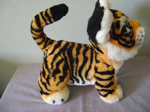 Hasbro furreal friends - friends, tyler