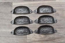 Ancienne poubelle à tasse en