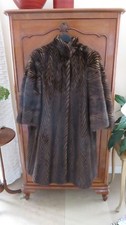 MANTEAU DE VISON RAYE MARRON FONCE ET CLAIR T38 MAGNIFIQUE ETAT NEUF