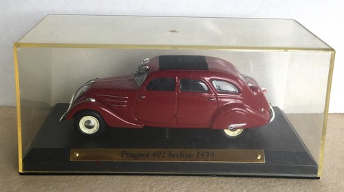 Peugeot 402 berline 1939