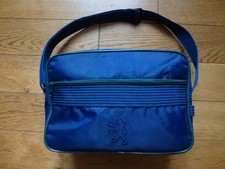 Elégant sac vintage PEUGEOT années 80 TBE bagage de voyage bleu liseret vert 80s