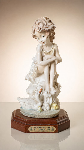Figurine marfinite genuine - figurine,