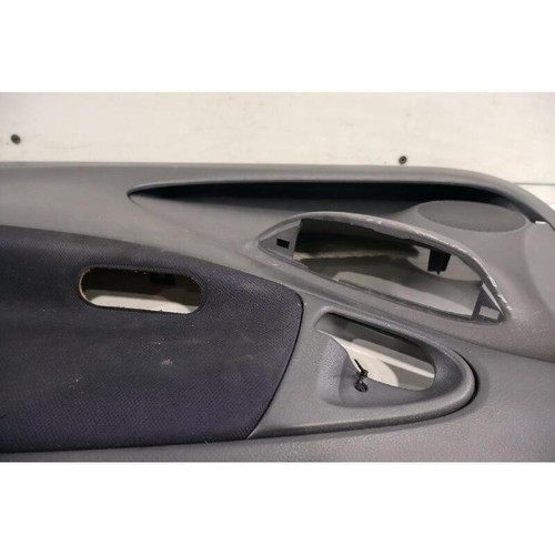 Protection porte avant droit - porte,