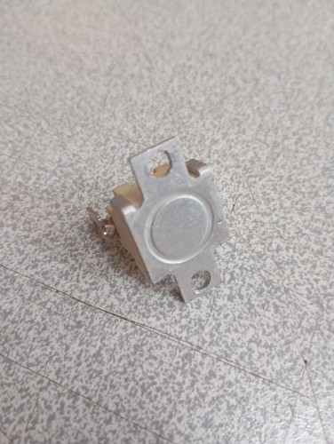 271 elth 16a - 271, 250v~