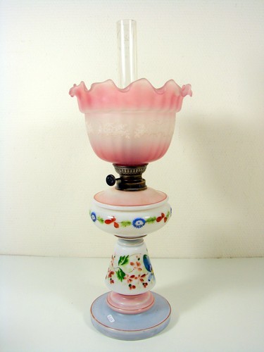 Lampe pétrole opaline - lampe,