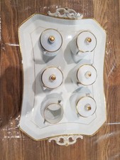 POTS à CREME sur PLATEAU