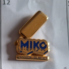 PIN'S ARTHUS BERTRAND - Glace MIKO