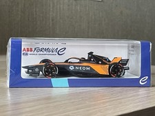 SPARK S6542 NEOM McLaren #8