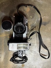 Appareil photo Canon FTb-QL vintage 1973, objectif noir et Canon 50mm